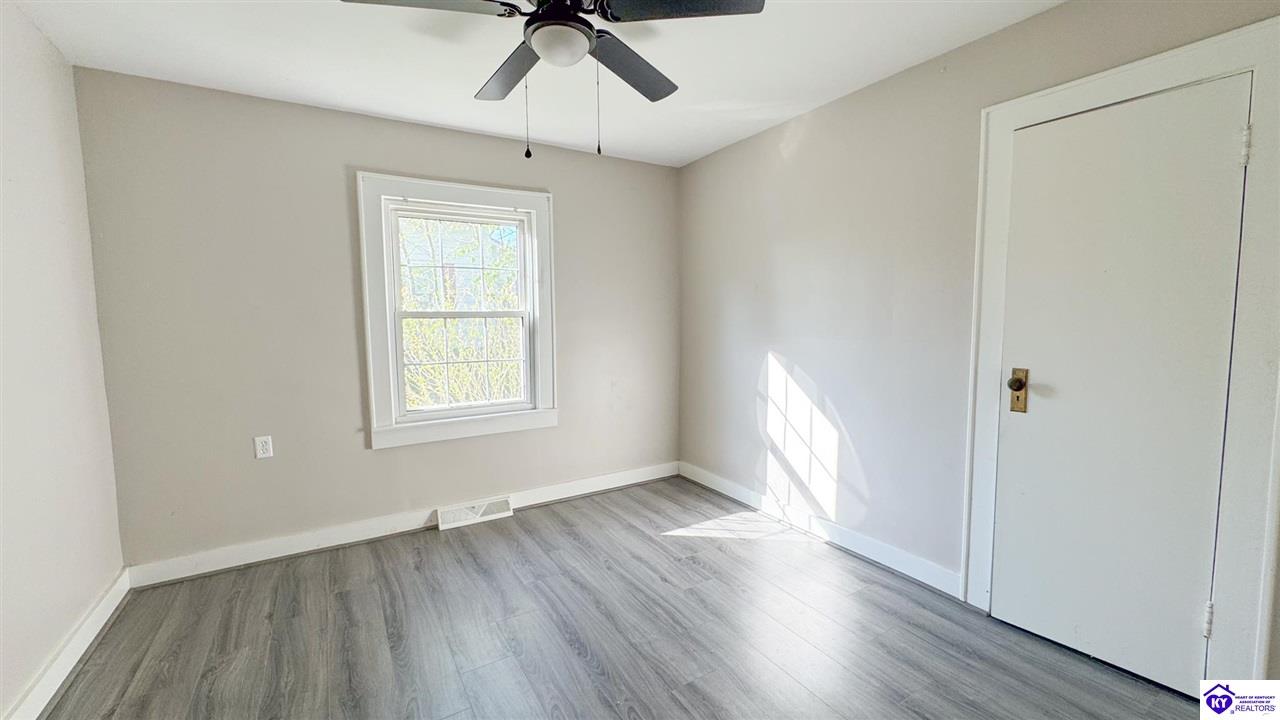 615 N Central Avenue Campbellsville, KY 42718 #4