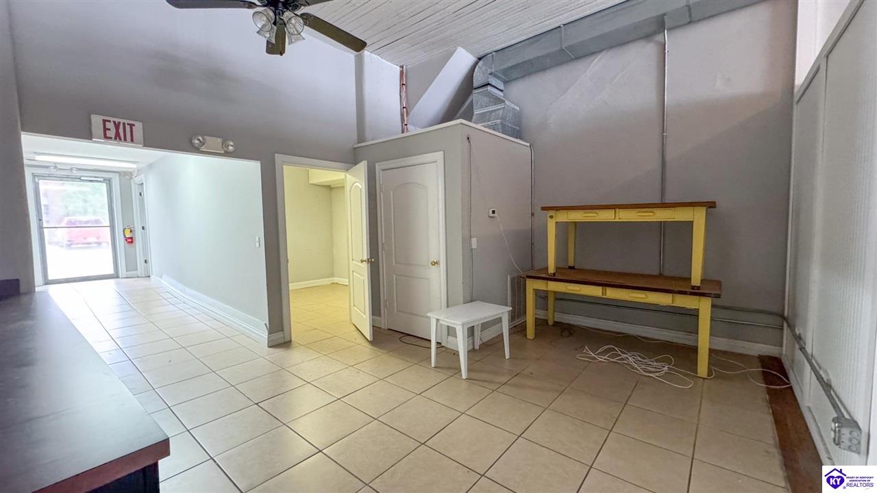 119 E Main Street Campbellsville, KY 42718 #4