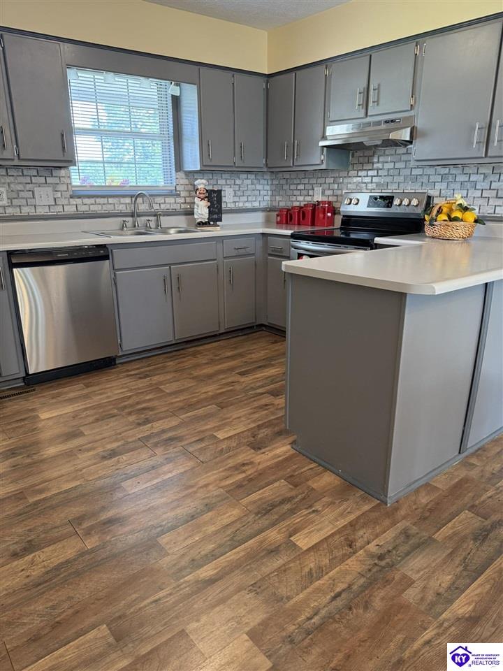 872 Shelby Avenue Radcliff, KY 40160 #2
