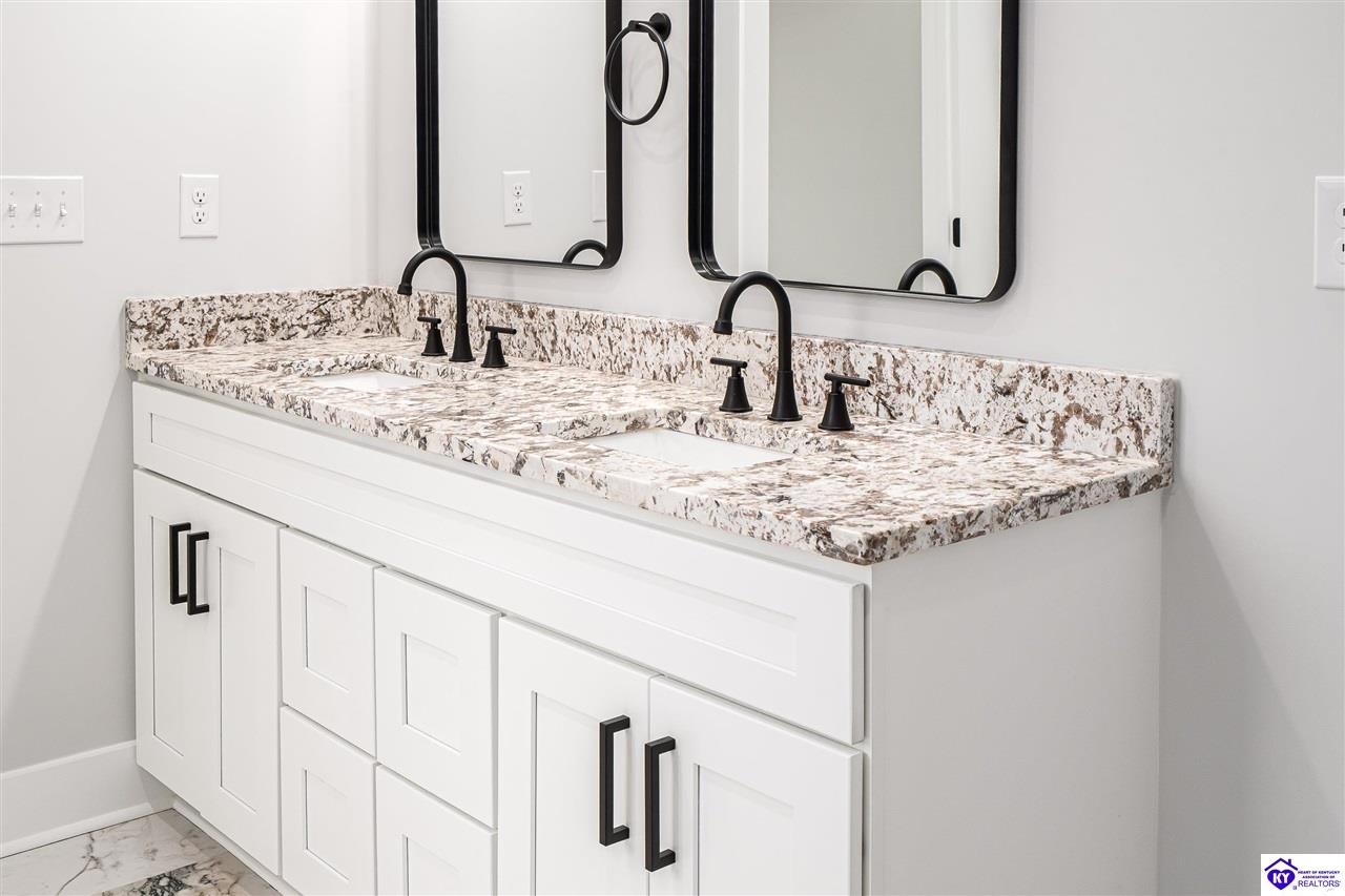 107 Blatina Drive Vine Grove, KY 40175 #4