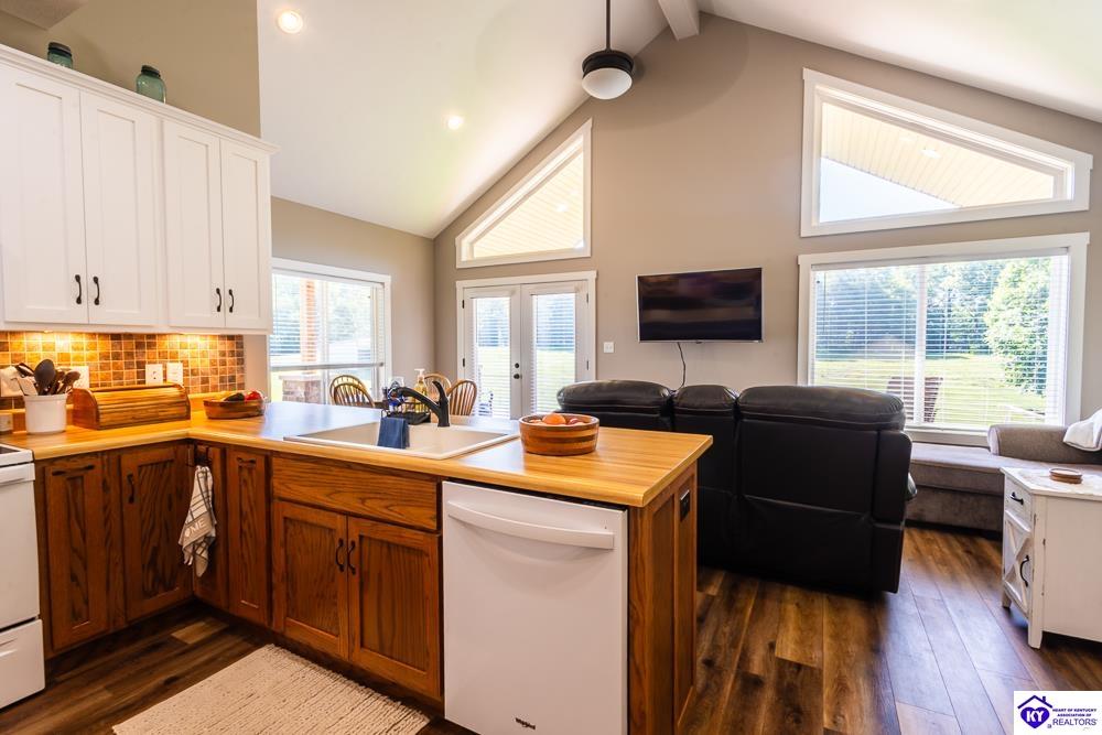 455 Ed Howe Road Munfordville, KY 42765 #3