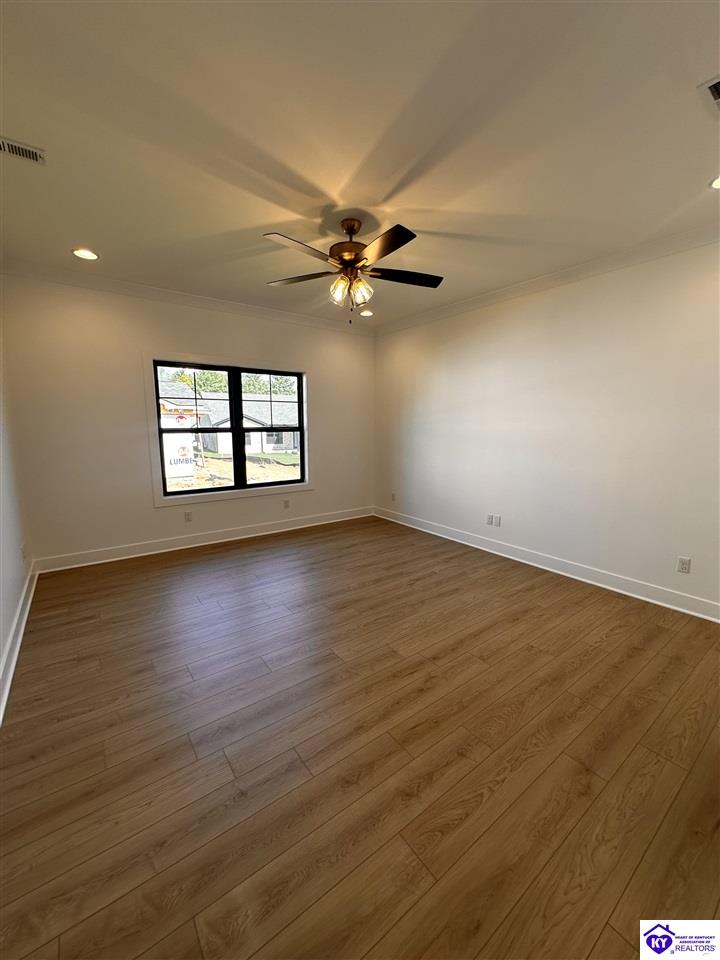 100 Drayton Dr. Elizabethtown, KY 42701 #4