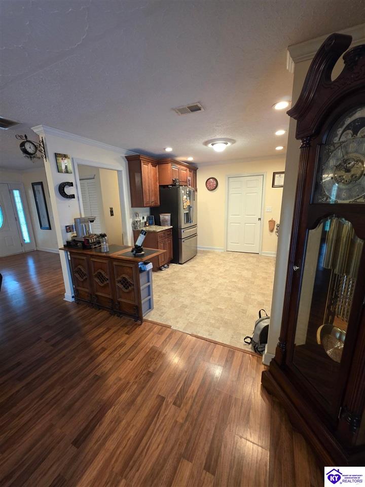 1015 Mount Holly rd Fairdale, KY 40118 #4