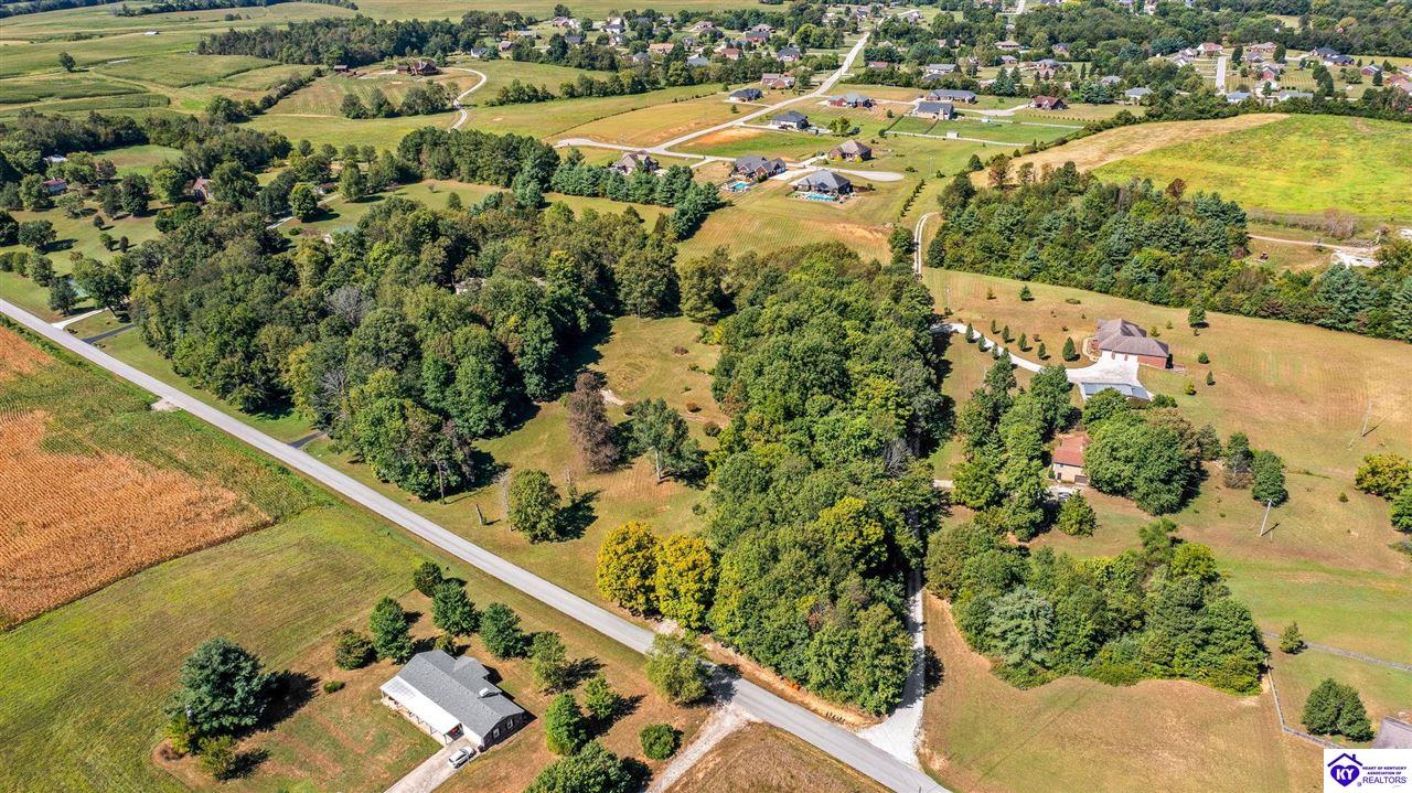 621 Mud Splash RoadGlendale,&nbsp;KY&nbsp;42740