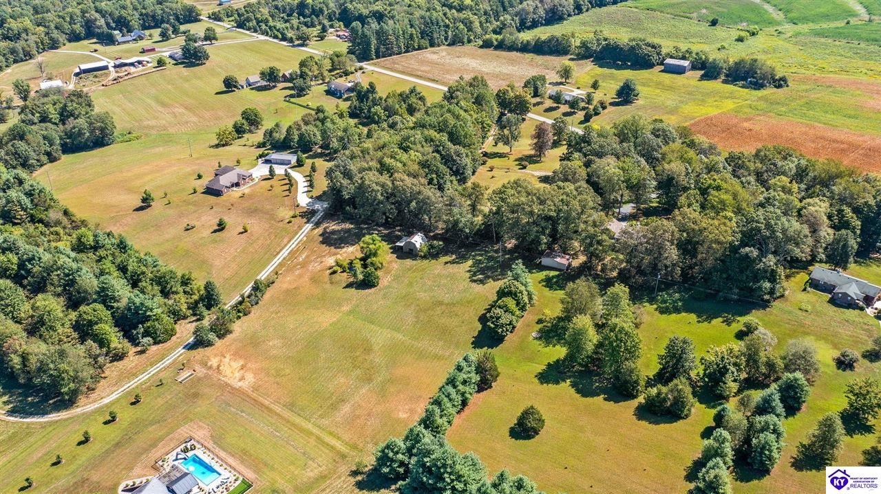 621 Mud Splash Road Glendale, KY 42740 #4