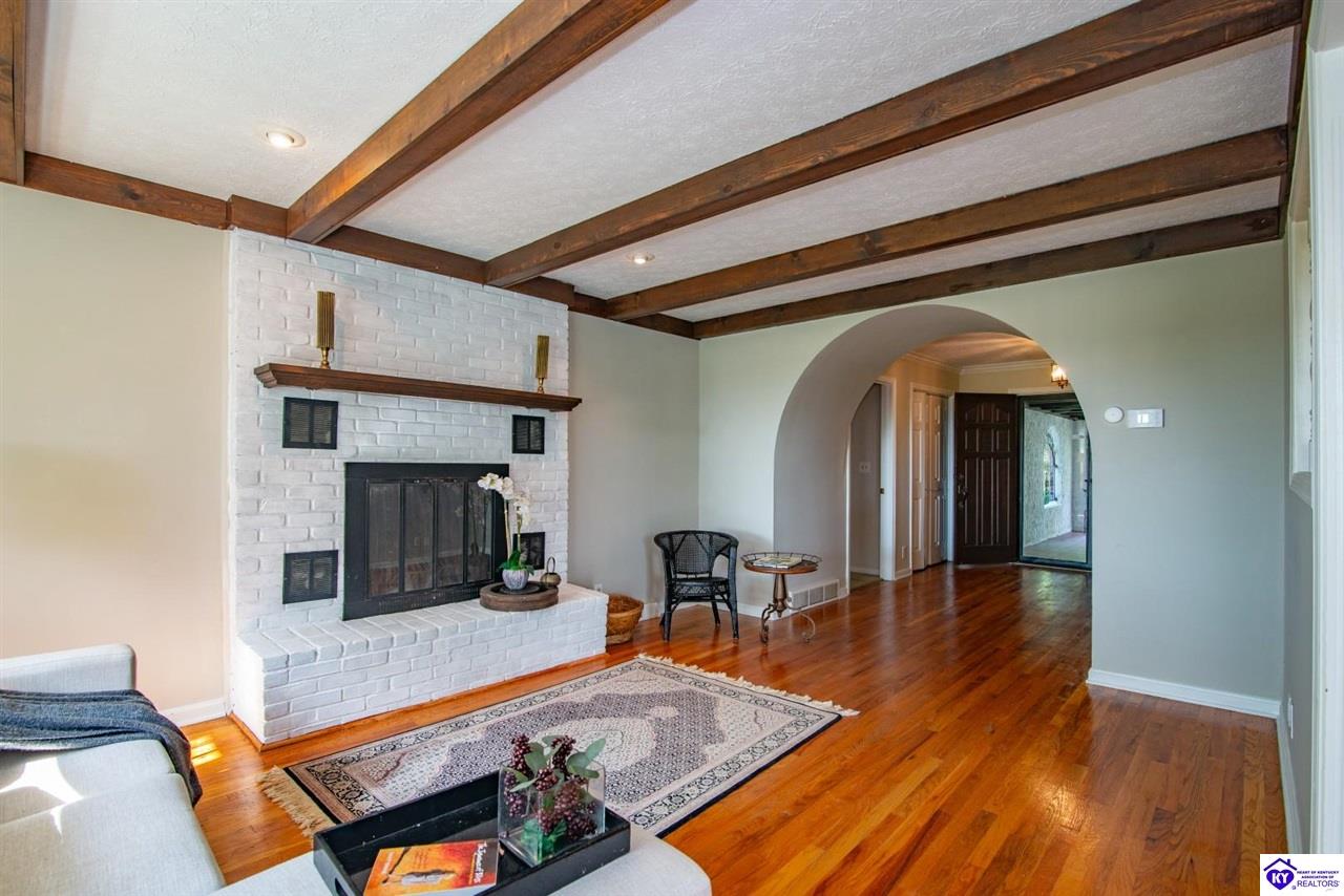 100 Roundtop Road Elizabethtown, KY 42701 #4