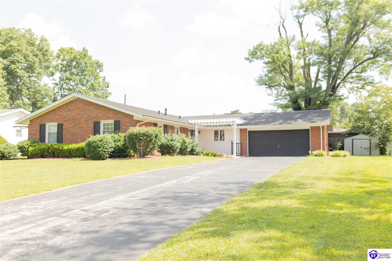208 Skyline DriveCampbellsville,&nbsp;KY&nbsp;42718