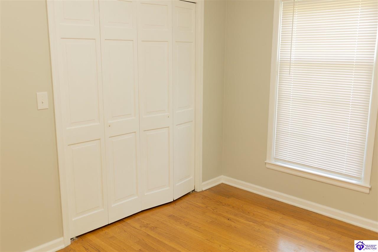 208 Skyline Drive Campbellsville, KY 42718 #2