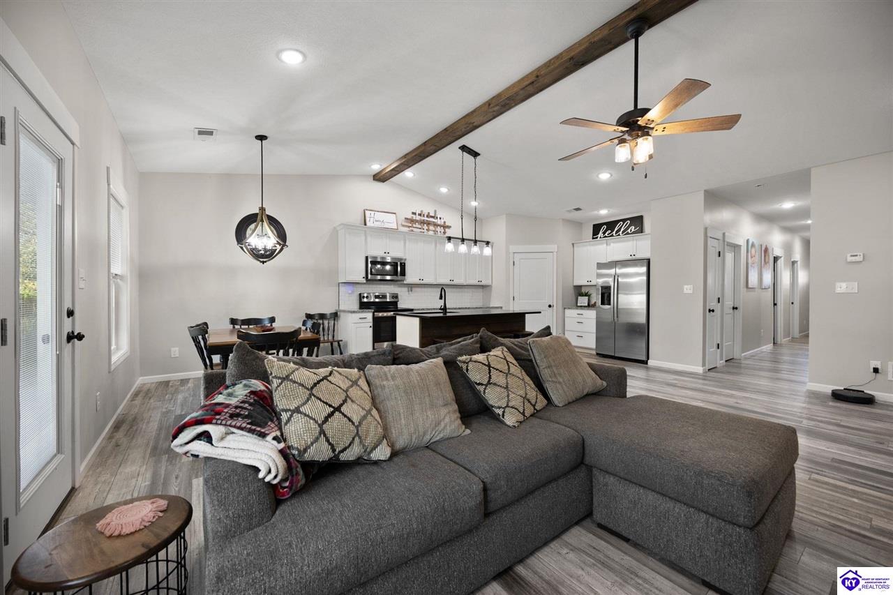 1135 Kirchdorfer Lane Brandenburg, KY 40108 #1