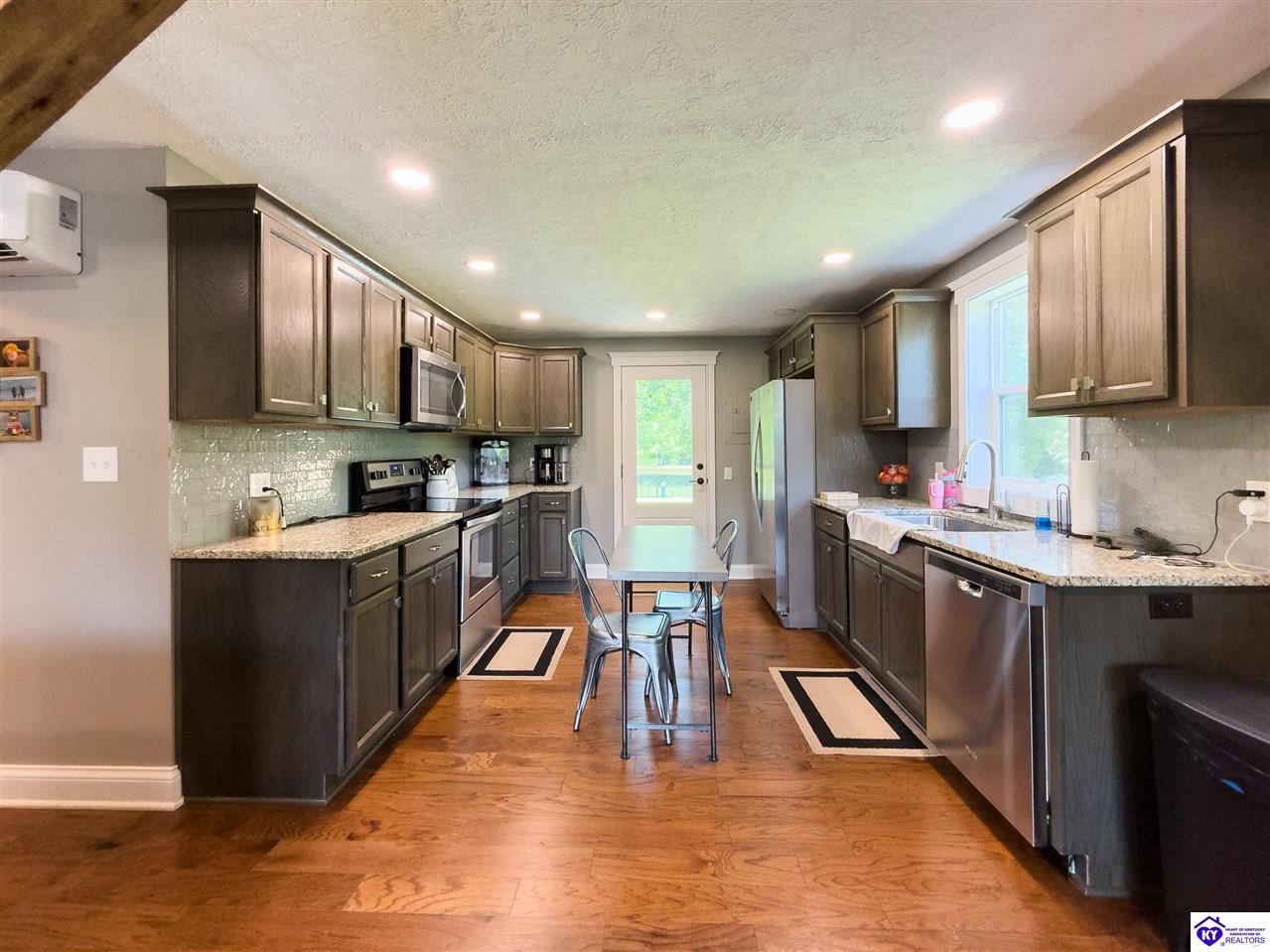 1491 Hanging Rock Road Leitchfield, KY 42754 #2