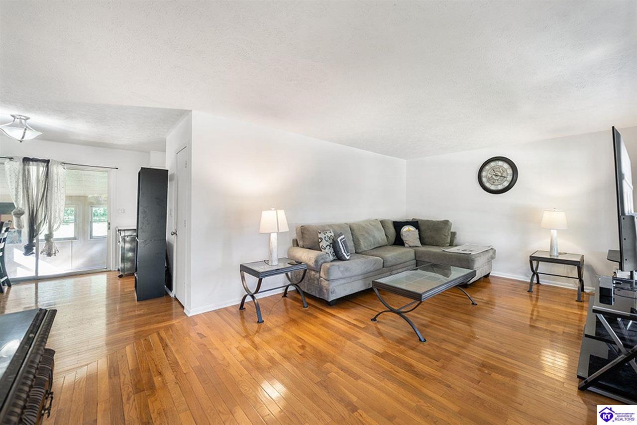 249 Indiana Trail Radcliff, KY 40160 #1