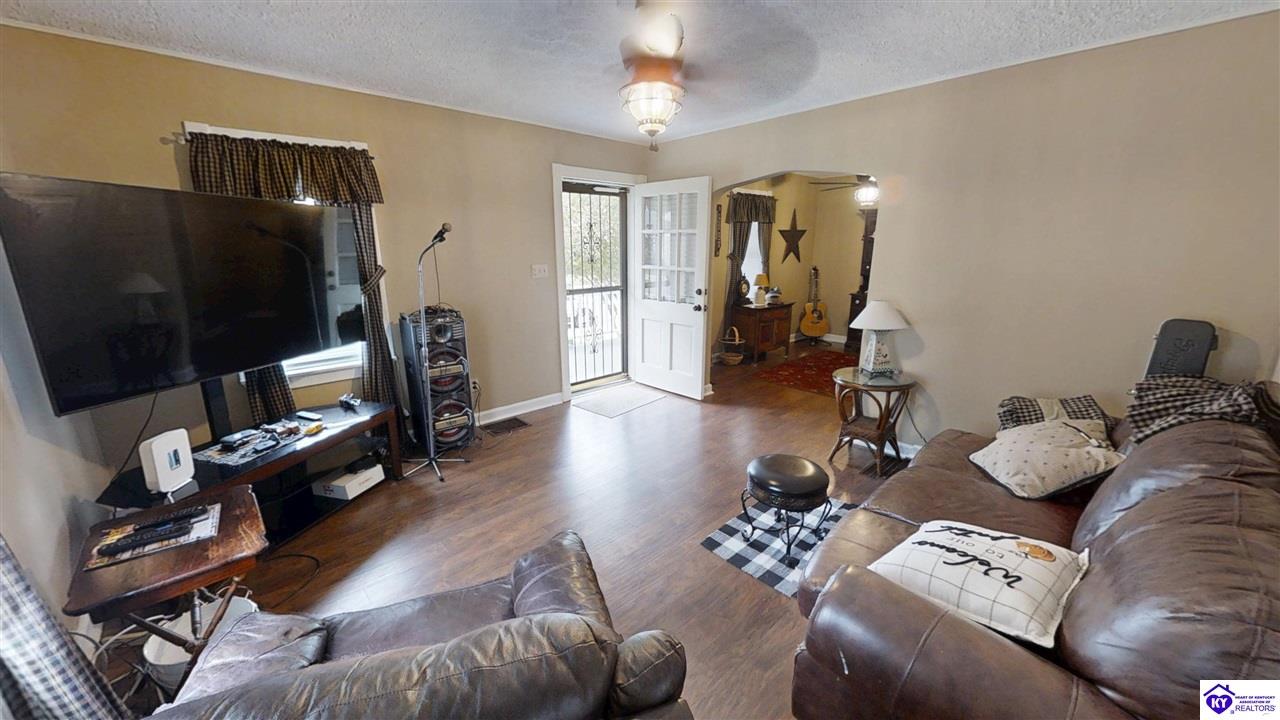 221 Poplar Drive Elizabethtown, KY 42701 #4