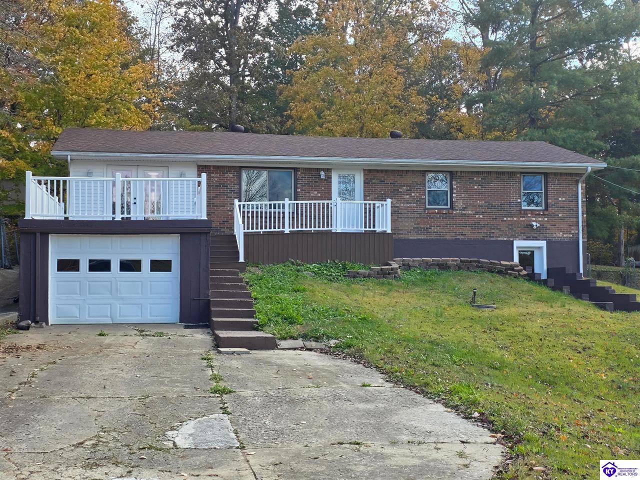 454 Pinewood Drive Radcliff, KY 40160 #1