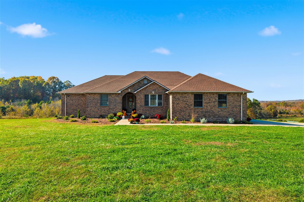 124 Clark Cemetery Road