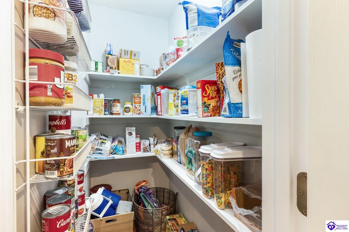 625 Hickory Lane Elizabethtown, KY 42701 #4