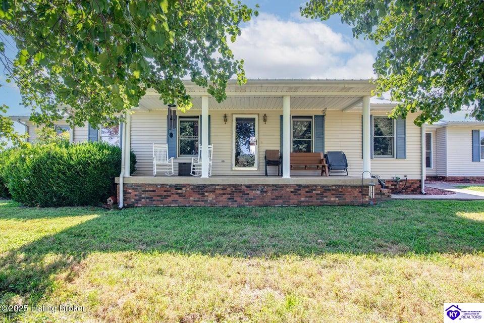 253 Boiling Springs RoadMunfordville,&nbsp;KY&nbsp;42765