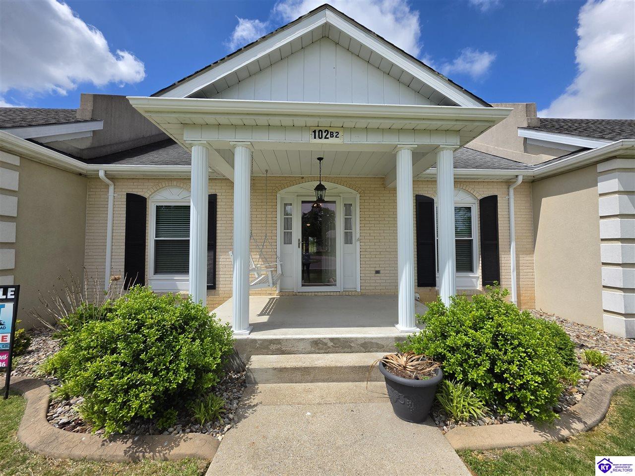 102 Regency CourtCampbellsville,&nbsp;KY&nbsp;42718