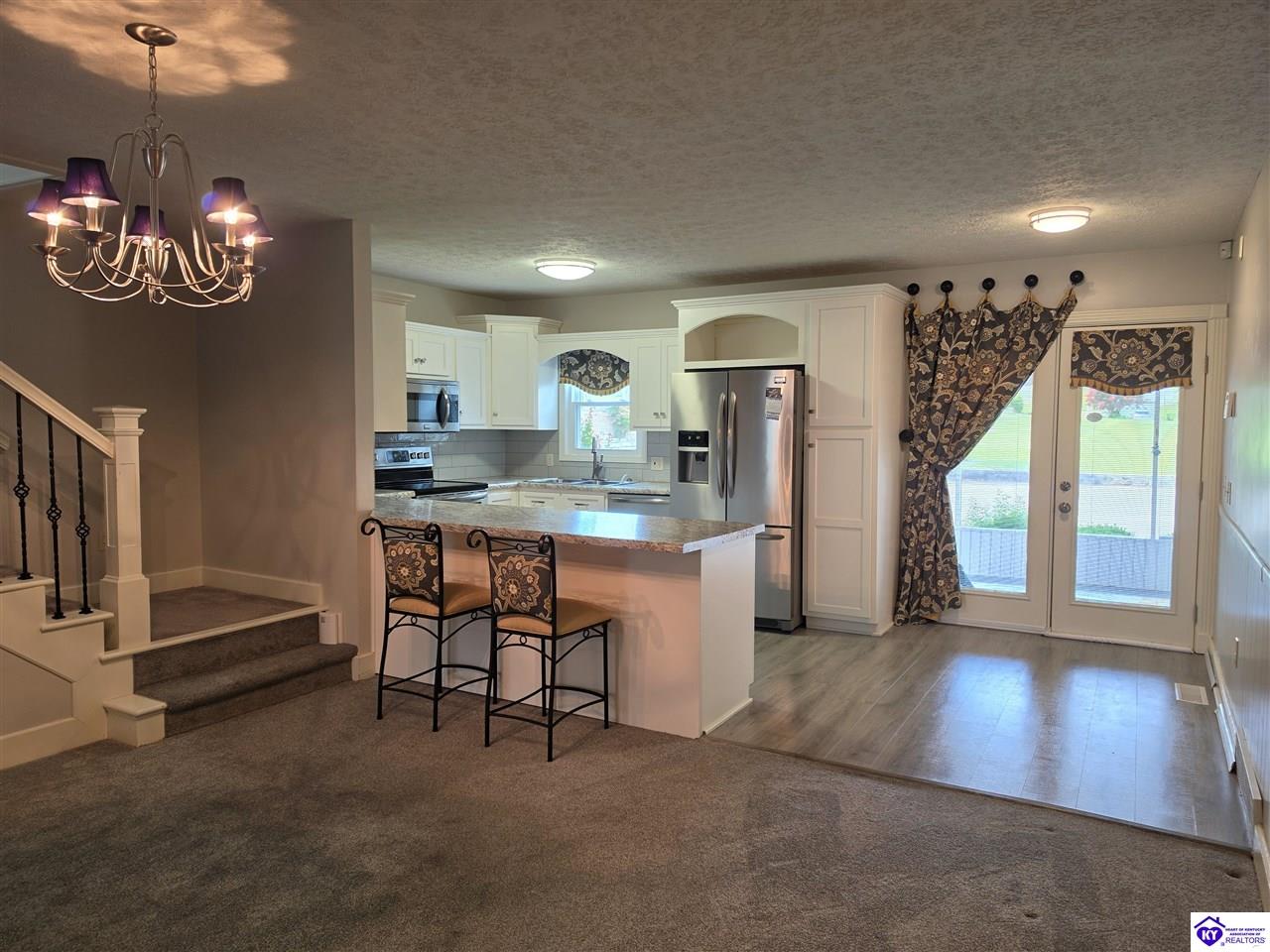 102 Regency Court Campbellsville, KY 42718 #1
