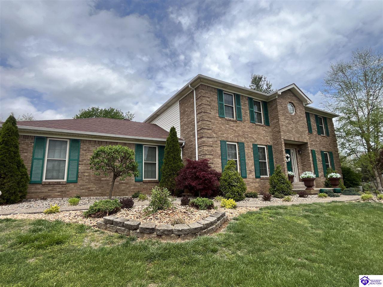 368 Woodsbend Drive Elizabethtown, KY 42701 #1