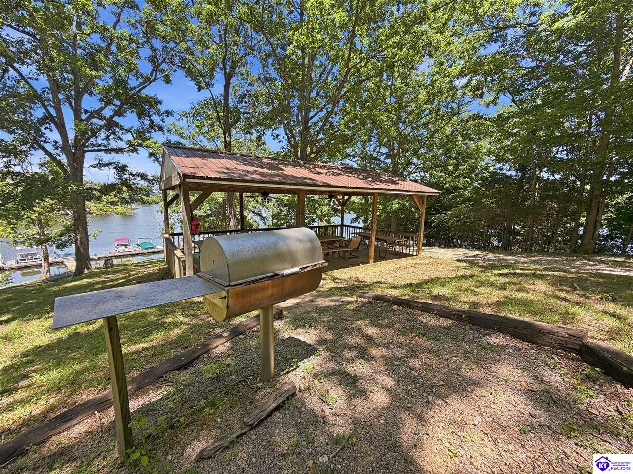 17 Bittersweet Place Brandenburg, KY 40108 #4