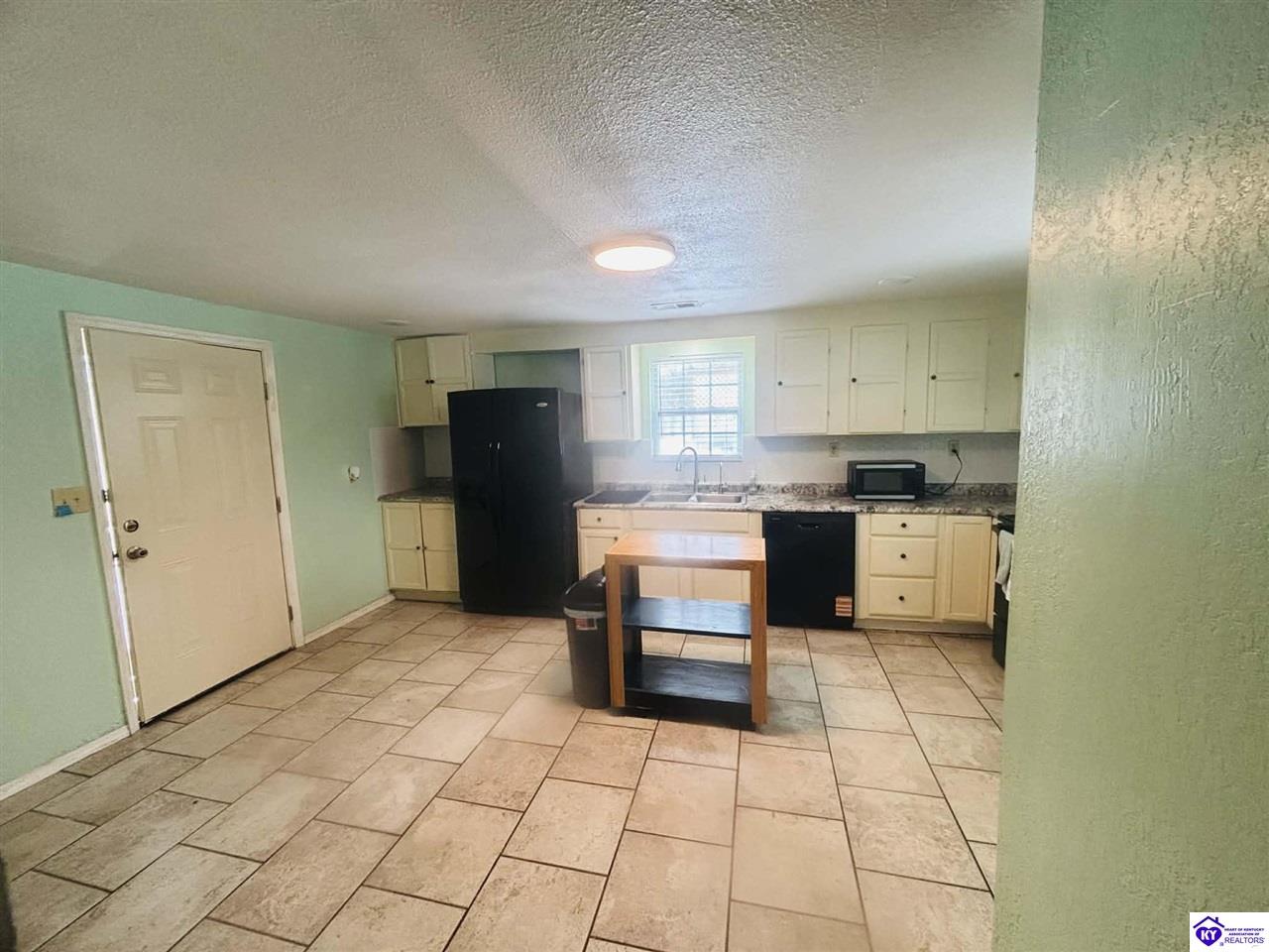 2349 New Glendale Road Elizabethtown, KY 42701 #1