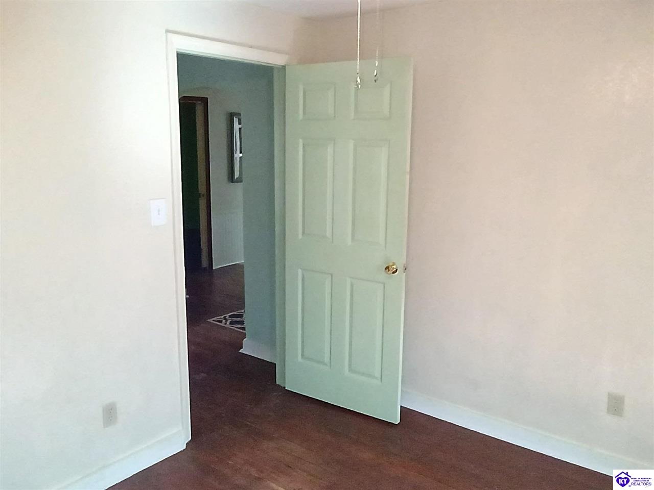 2349 New Glendale Road Elizabethtown, KY 42701 #4