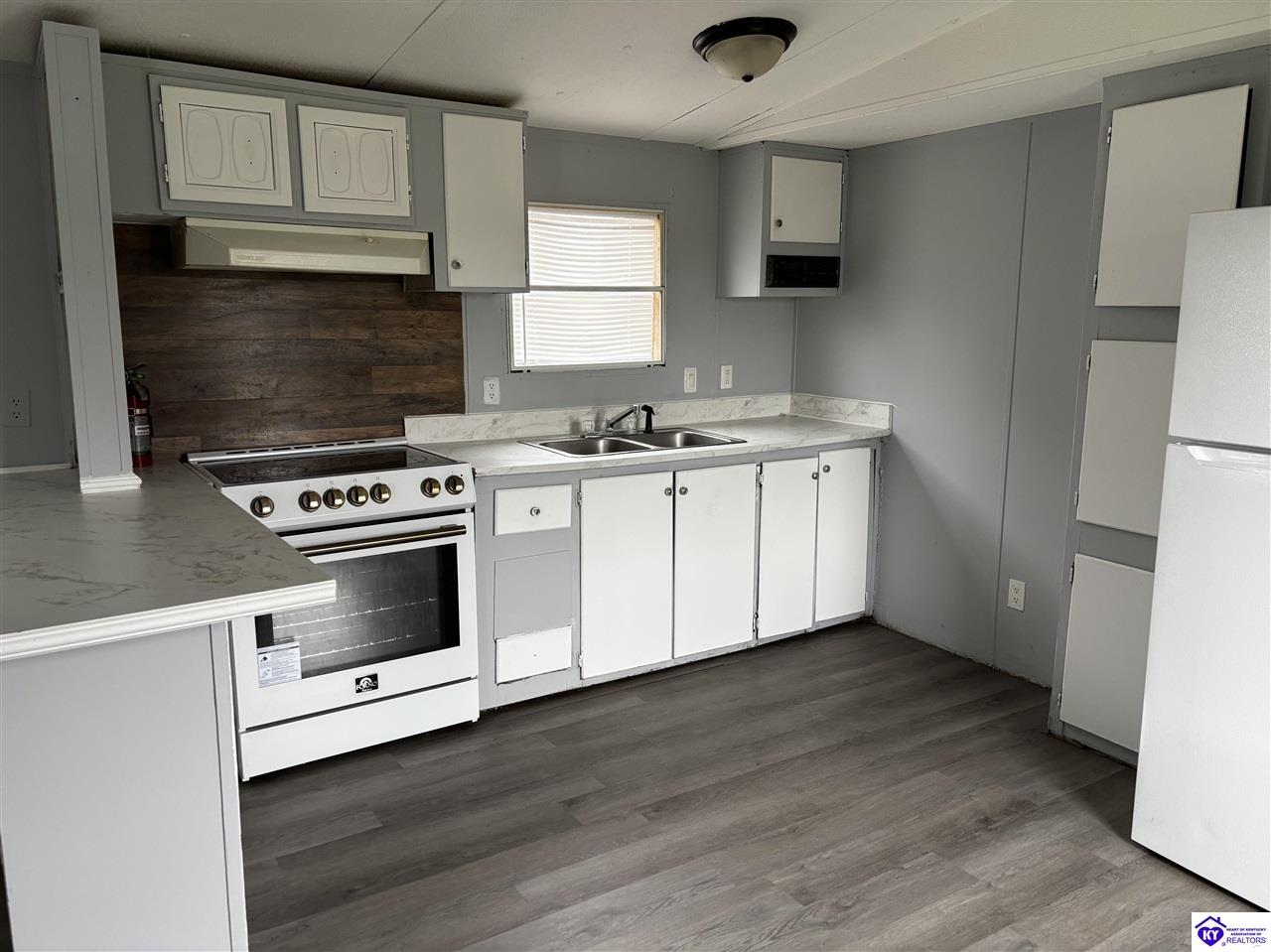 85 Bruner Road Brandenburg, KY 40108 #1