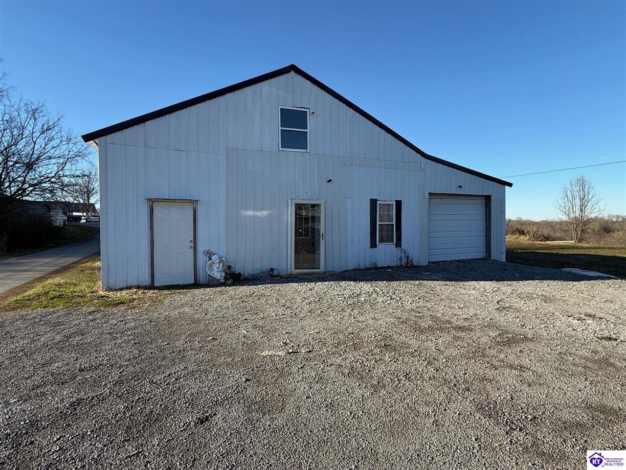 188 grider road Columbia, KY 42728