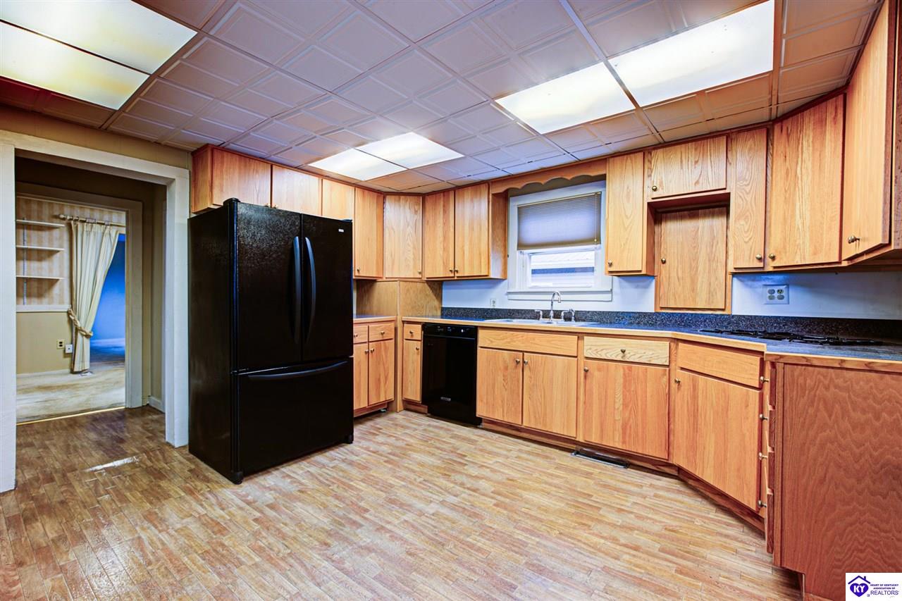 813 Hawkins Drive Elizabethtown, KY 42701 #2