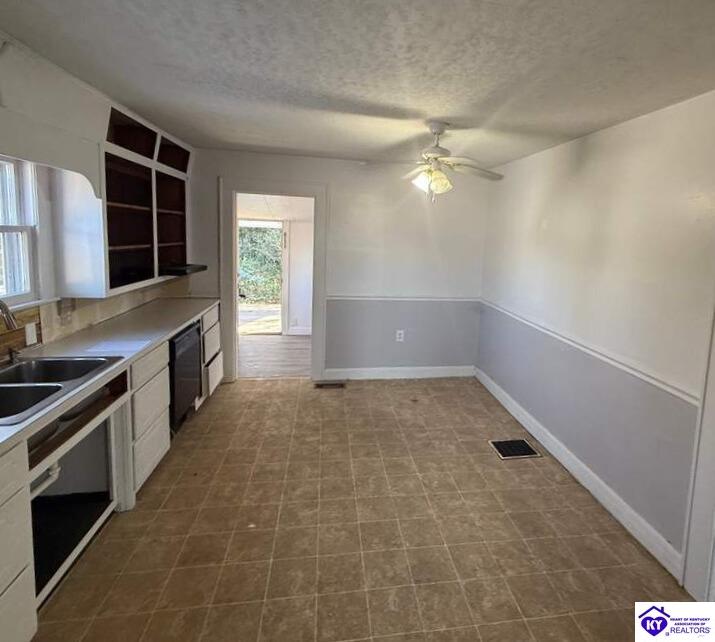 2512 Roseville Road Glasgow, KY 42141 #1