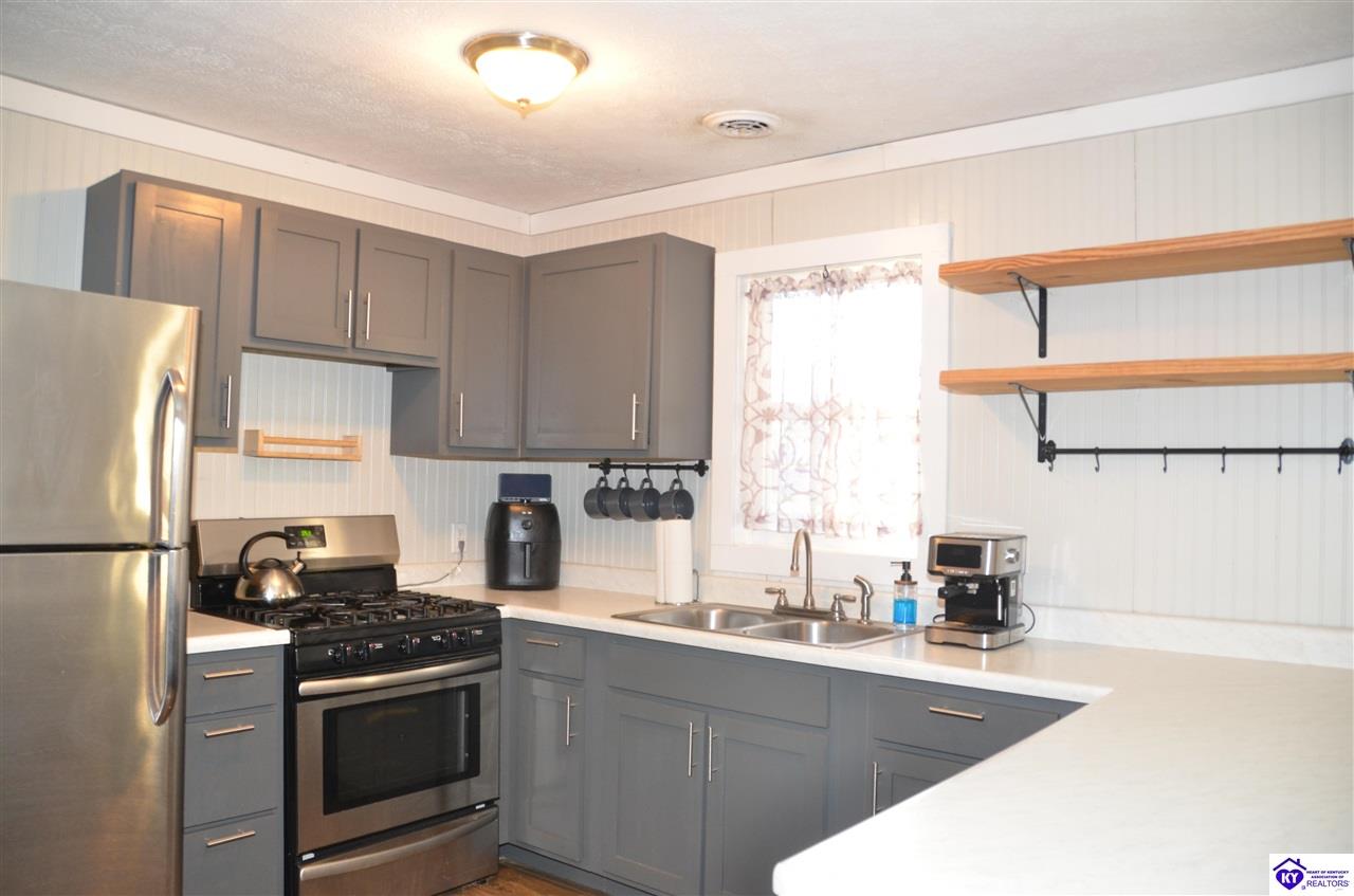 1318 Asbury Street Leitchfield, KY 42754 #2