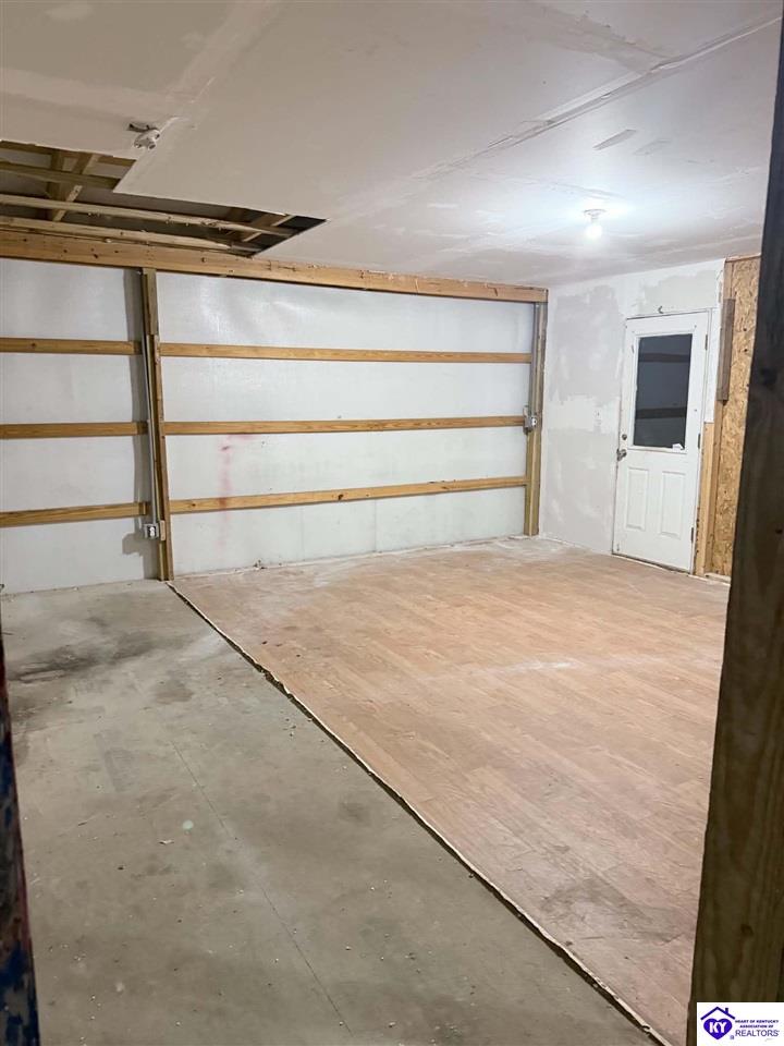 210 Grider Road Columbia, KY 42728 #2