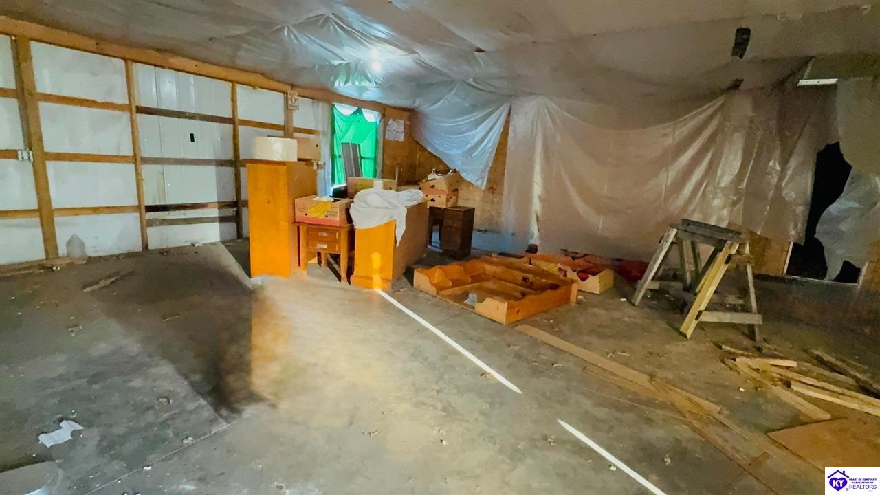 210 Grider Road Columbia, KY 42728 #3