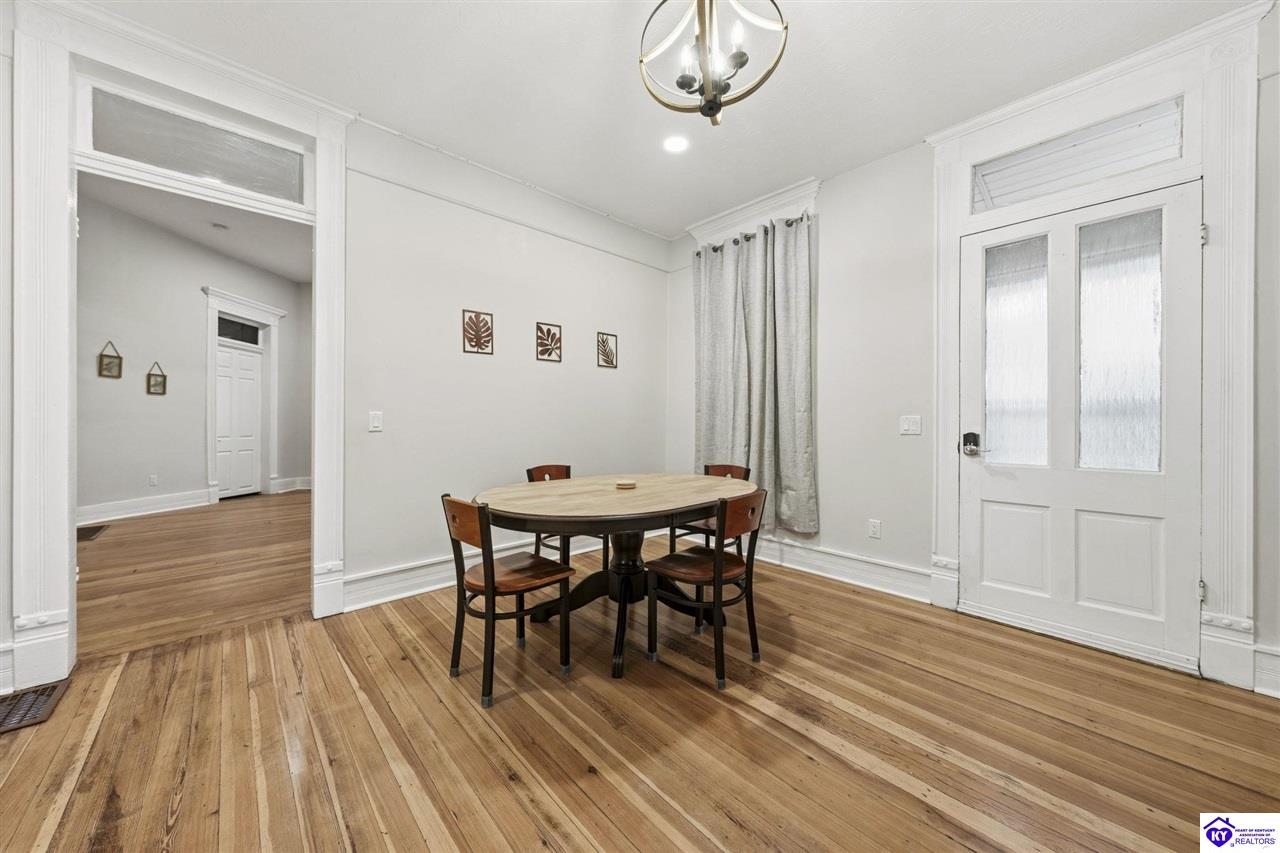 300 W Main Street Hodgenville, KY 42748 #3