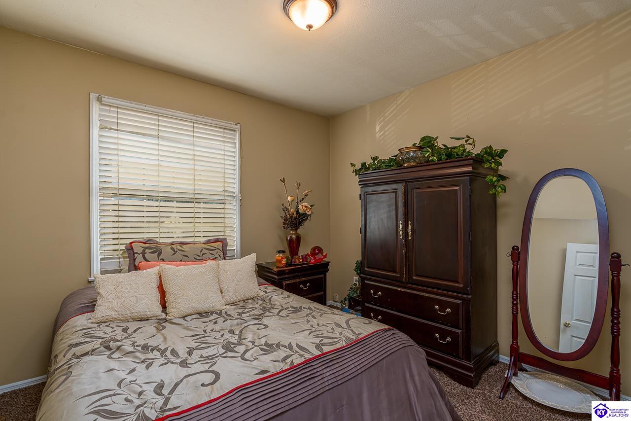 432 Berkley Court Radcliff, KY 40160 #2