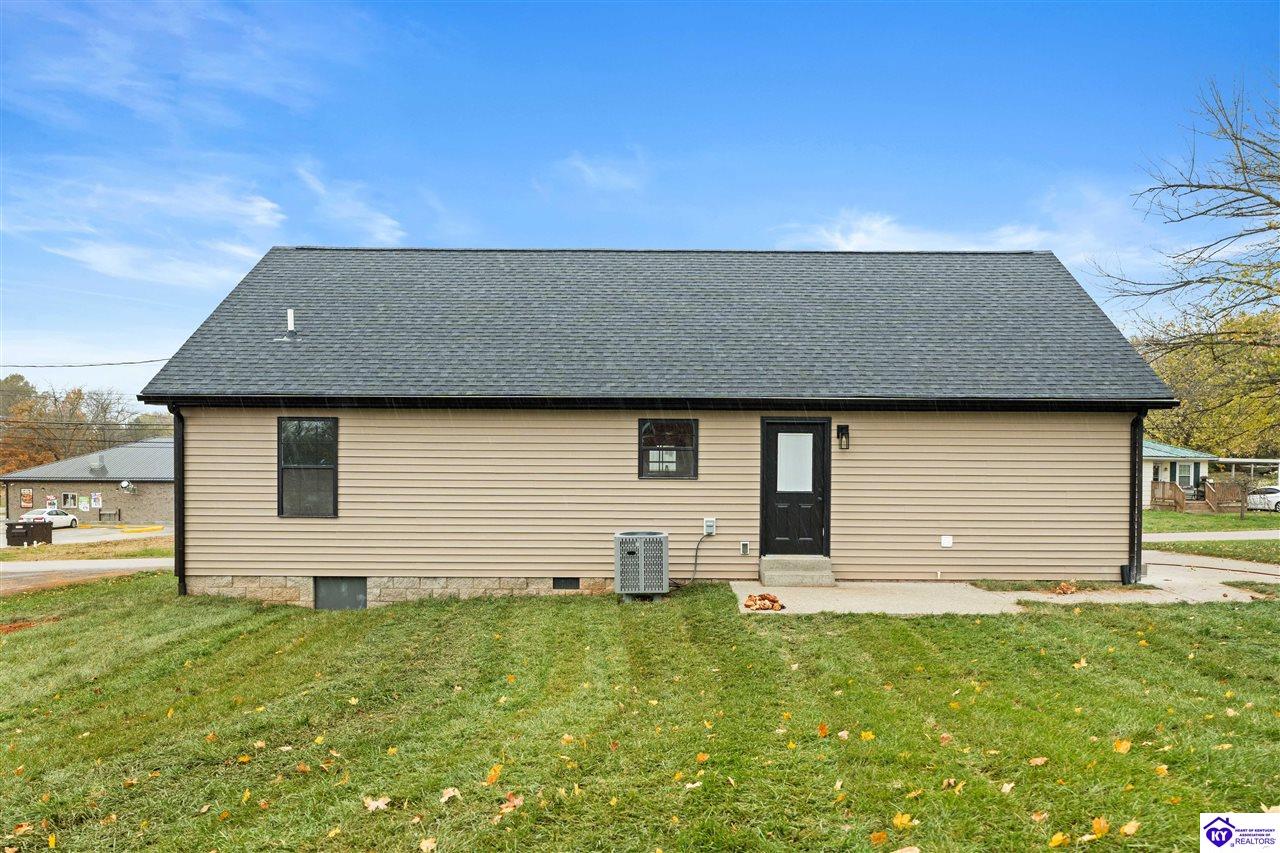 126 Churchill Avenue Hodgenville, KY 42748 #3