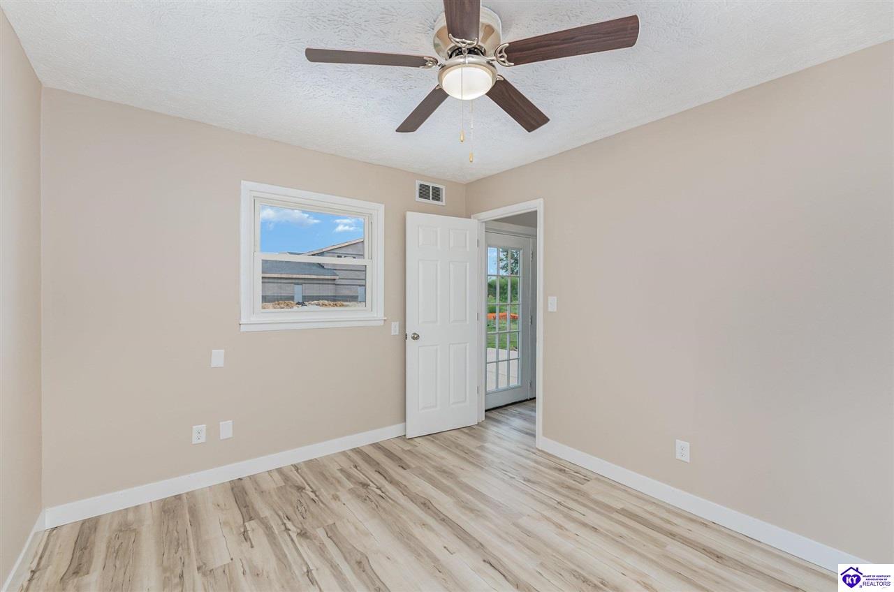 213 W French Street Elizabethtown, KY 42701 #3