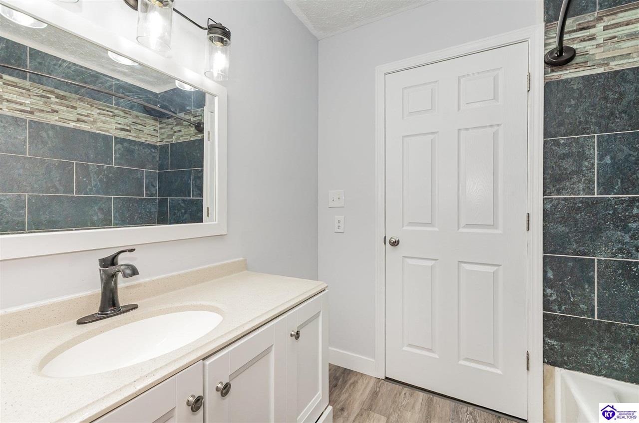 213 W French Street Elizabethtown, KY 42701 #4