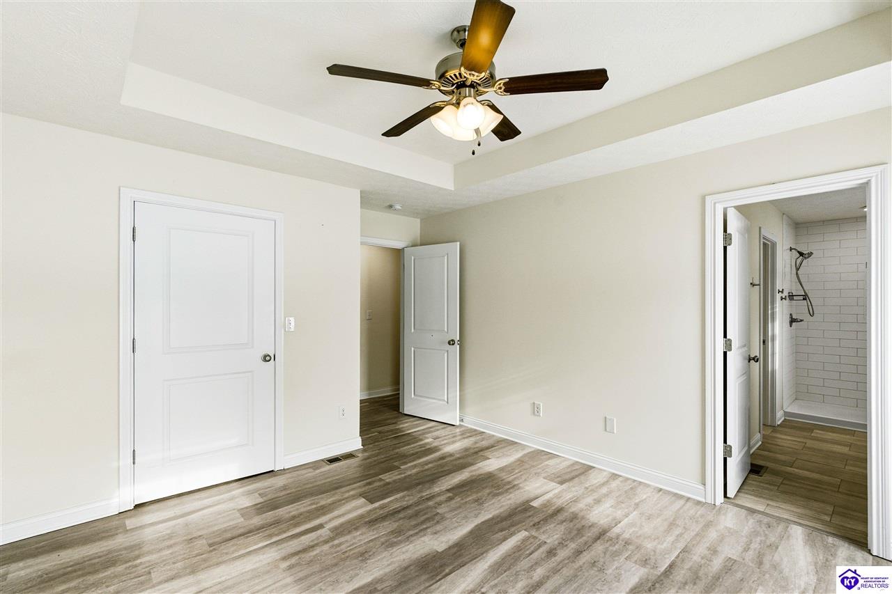 125 Sawgrass Avenue Vine Grove, KY 40175 #1