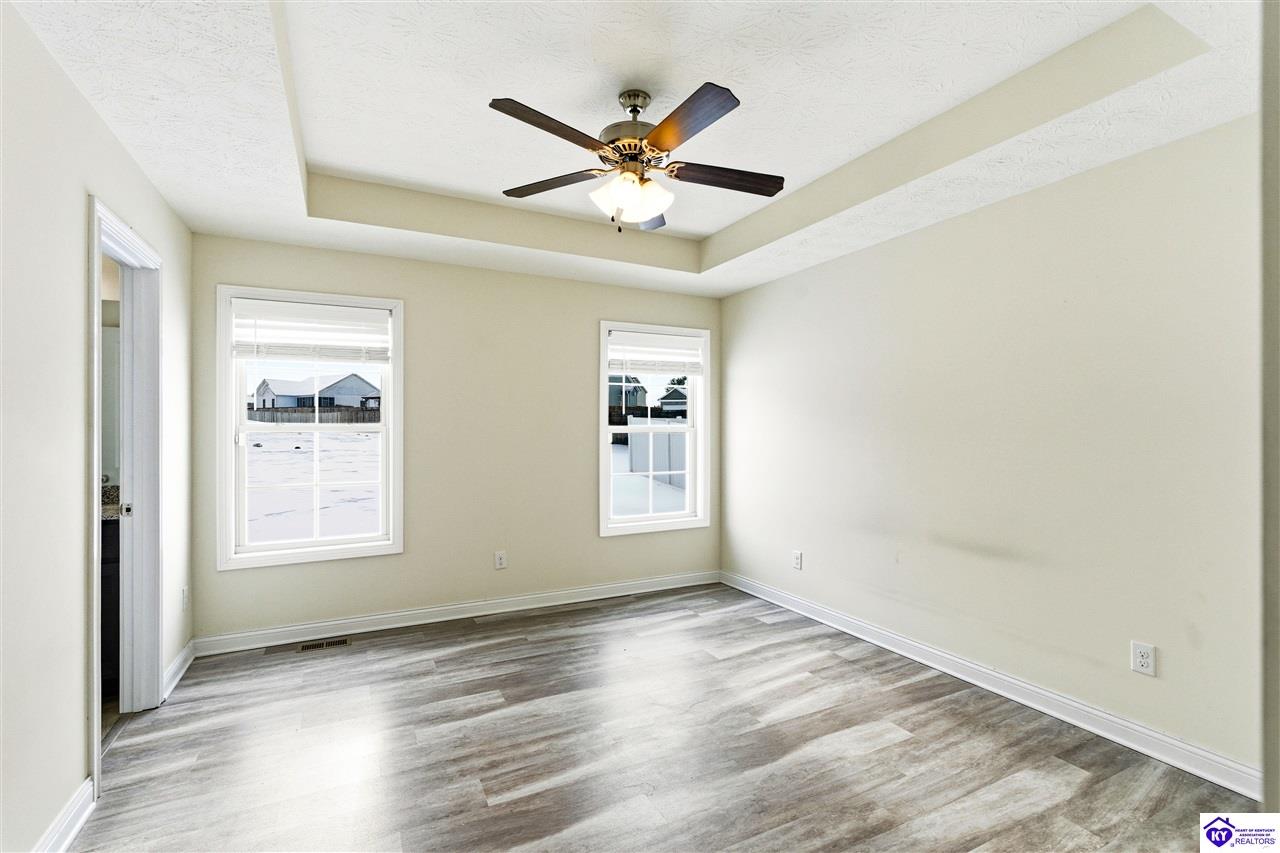 125 Sawgrass Avenue Vine Grove, KY 40175 #2