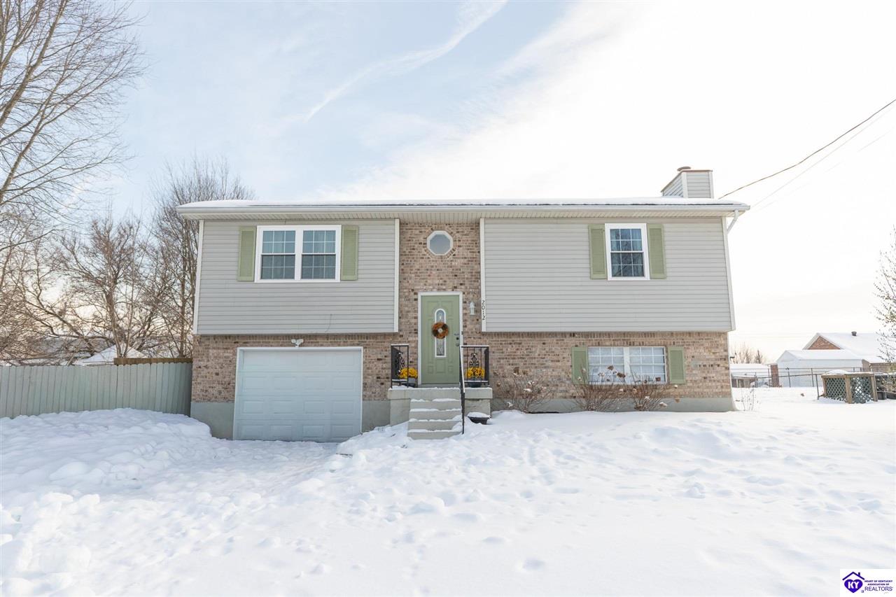 2012 S Woodland DriveRadcliff,&nbsp;KY&nbsp;40160