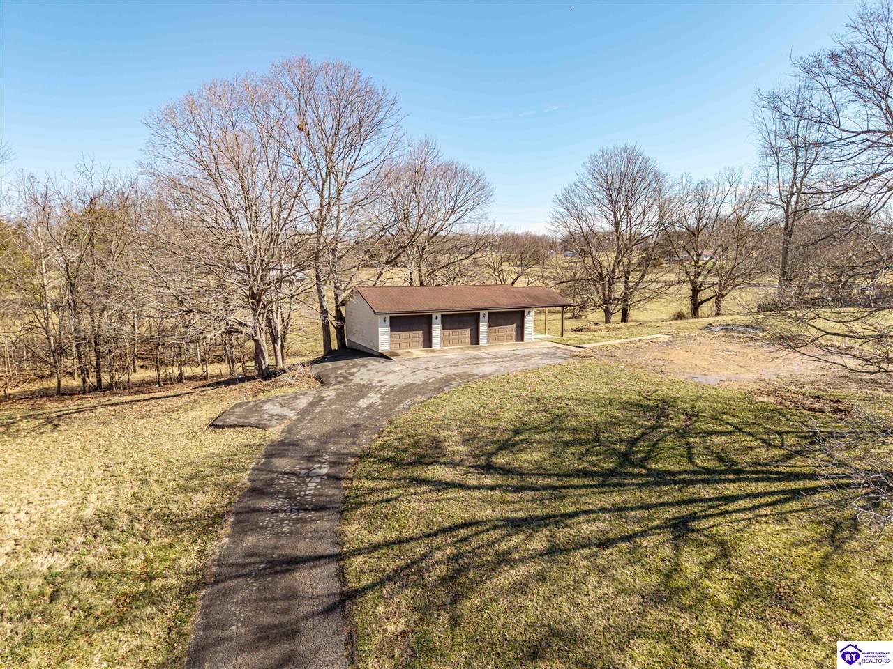 4262 Shepherdsville Road Elizabethtown, KY 42701 #1