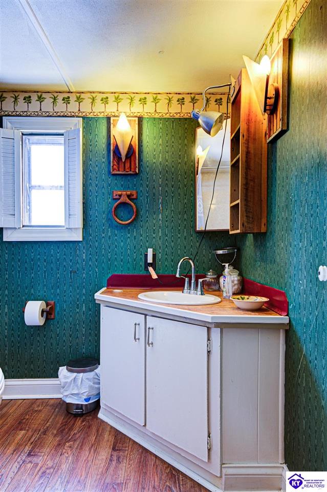 730 Thomason Cemetery Road Leitchfield, KY 42766 #4