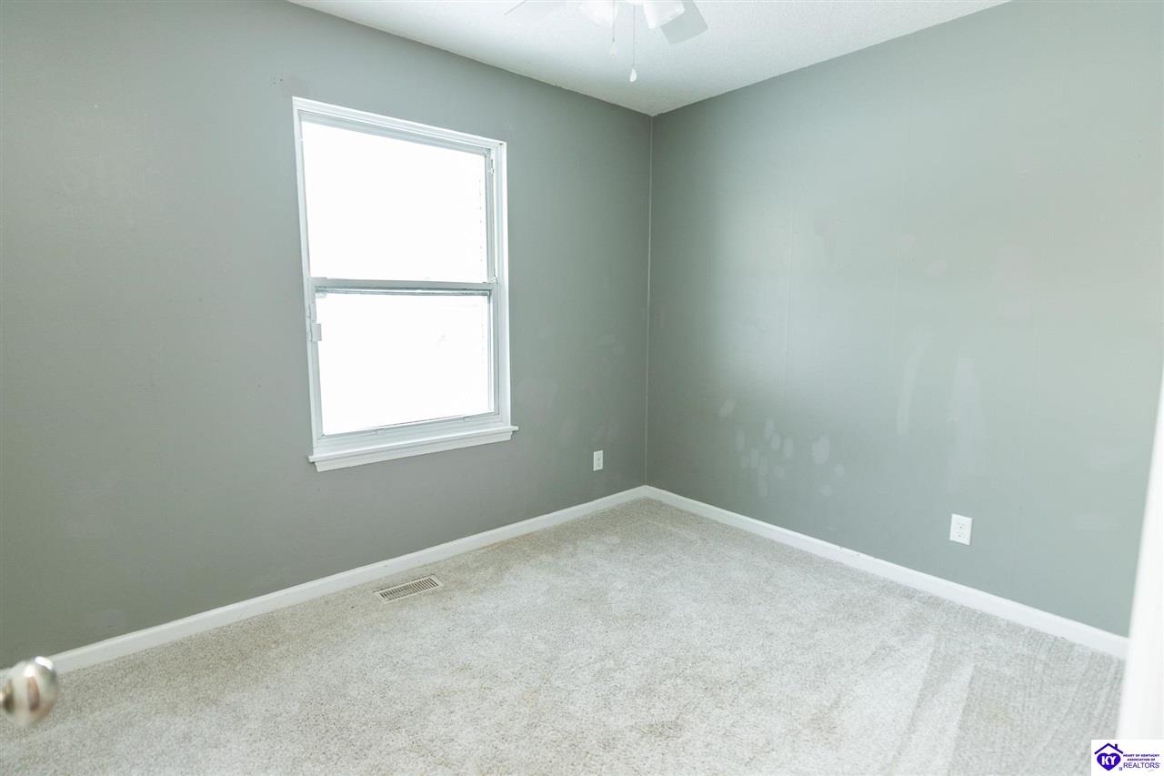 23 W Airview Drive Elizabethtown, KY 42701 #2