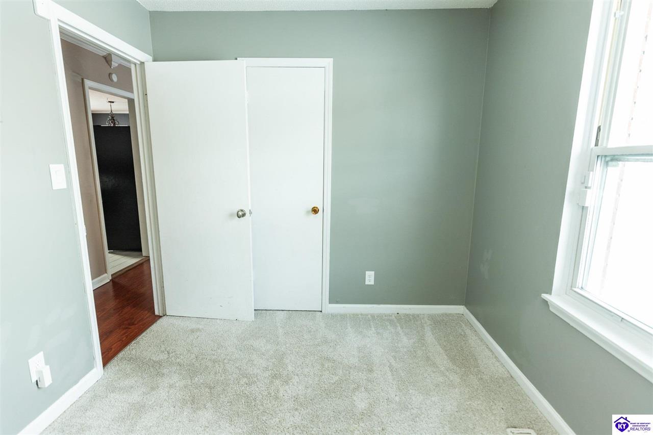 23 W Airview Drive Elizabethtown, KY 42701 #3