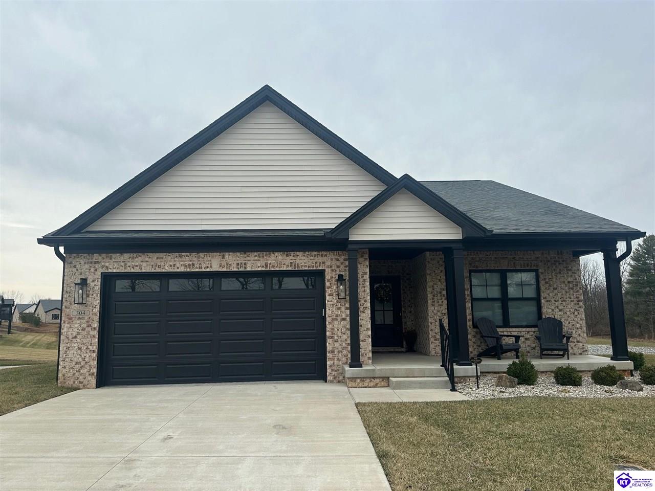 304 Sweet Grass CircleElizabethtown,&nbsp;KY&nbsp;42701