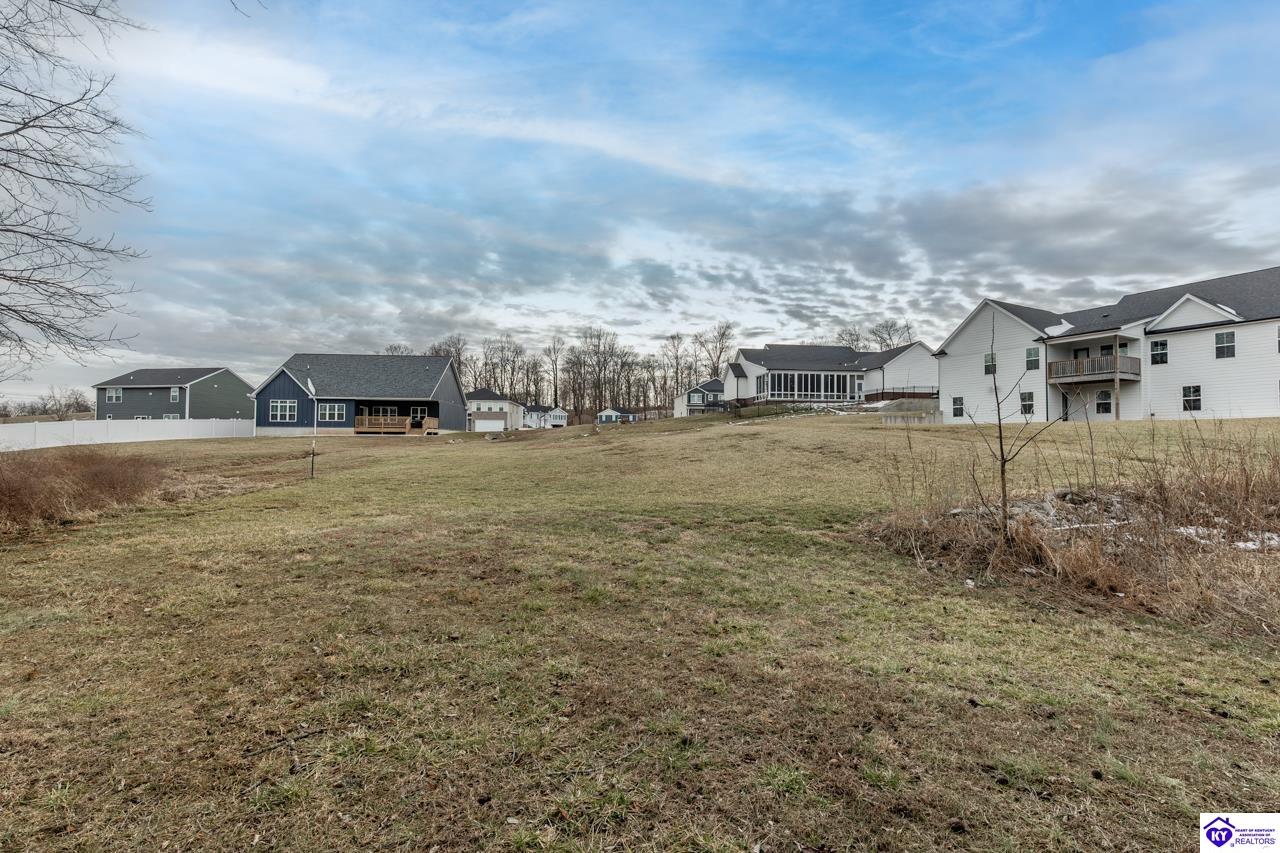 109 Ashwood Avenue Elizabethtown, KY 42701 #4