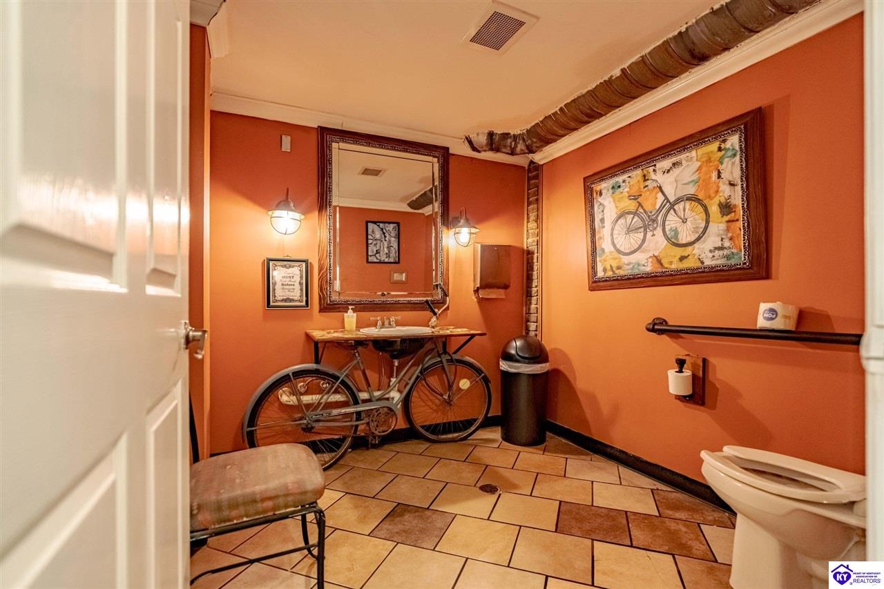 133 W Dixie Avenue Elizabethtown, KY 42701 #4