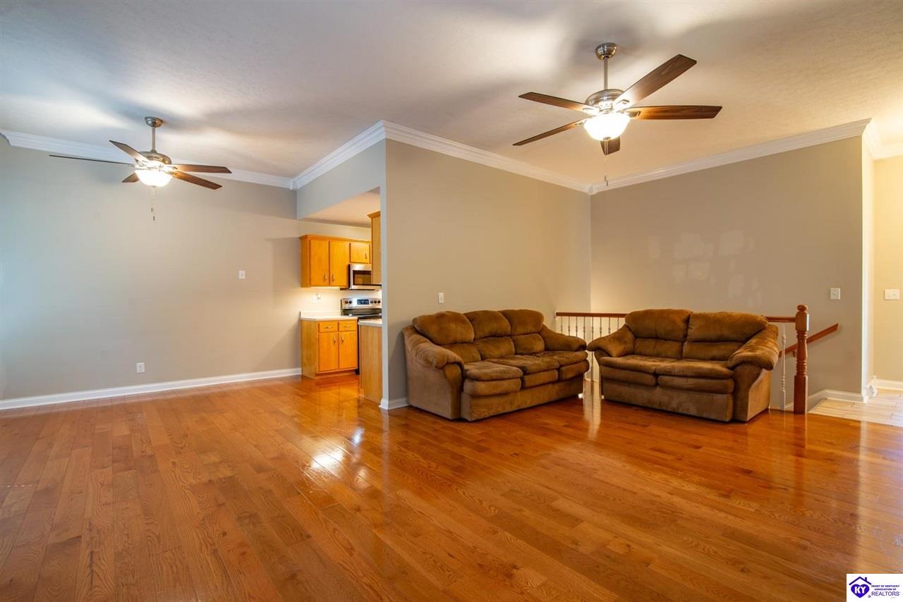 1144 Oak Street Elizabethtown, KY 42701 #3