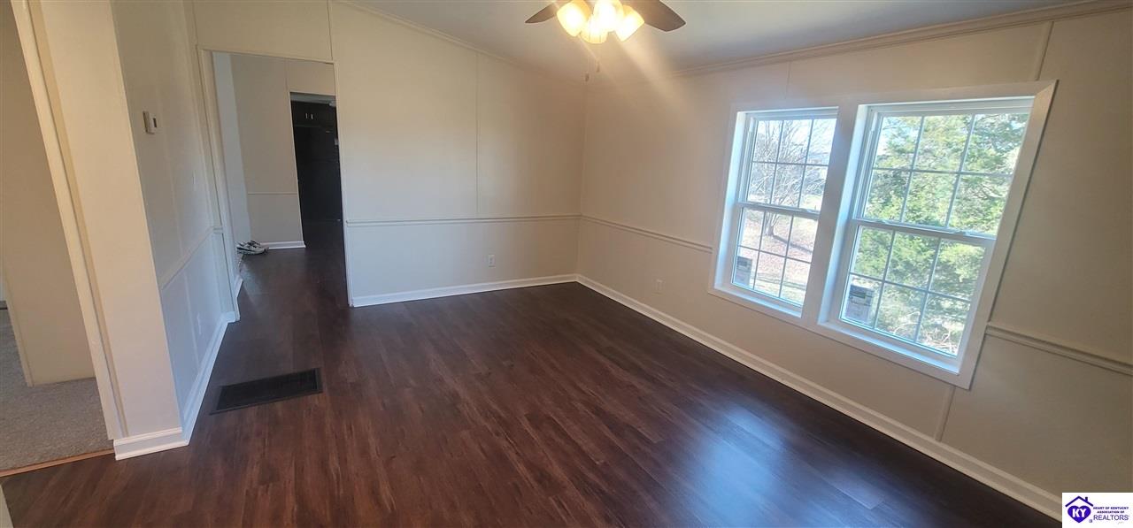 115 Sunset Drive Hodgenville, KY 42748 #2